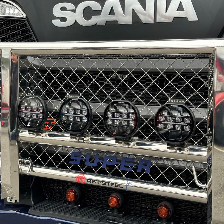 purelux_9200_scania_2.jpg