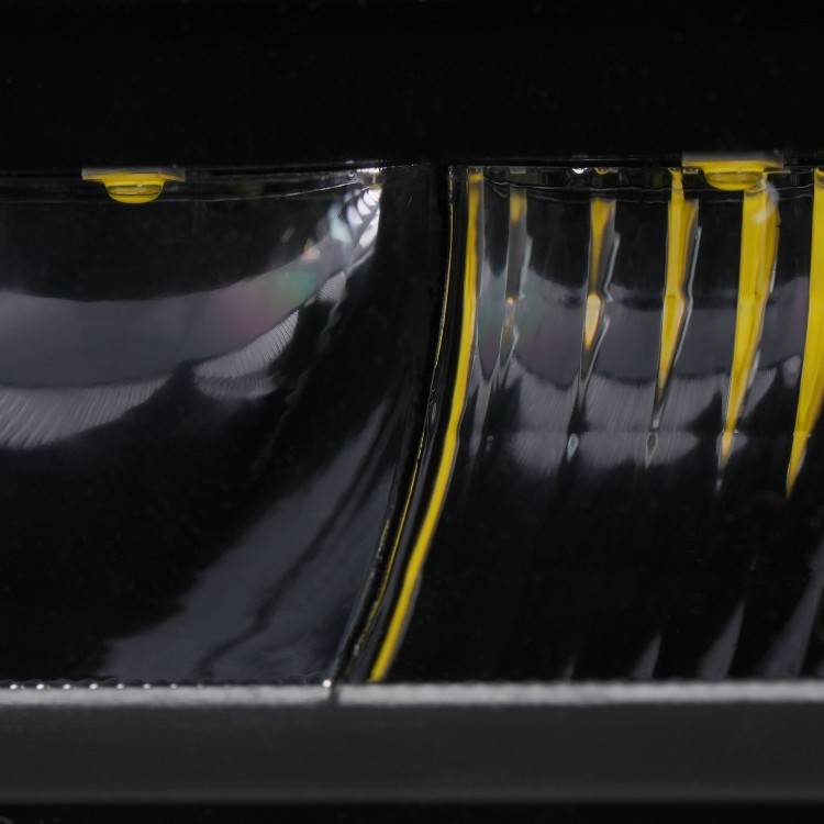purelux_black_Xslim_gen2_detail_1.jpg