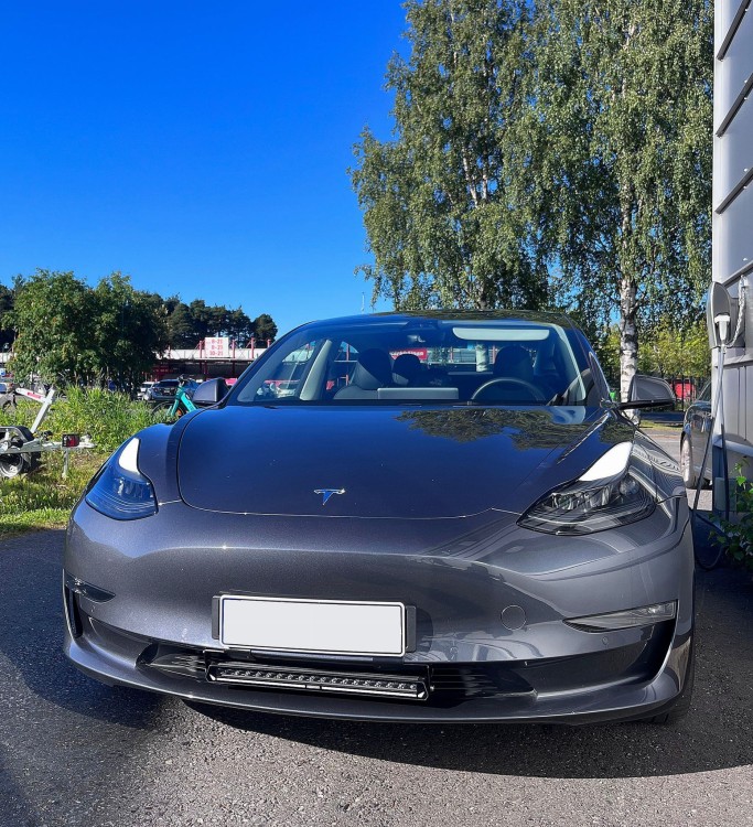 tesla_model_3_driving_light_kit_in_use_1.jpg