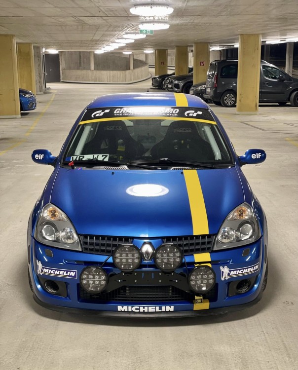 customer_clio_purelux7200_wrc7_kit_2.jpg