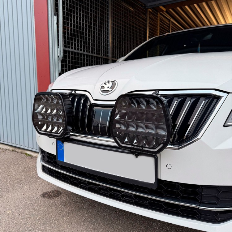 purelux_panther_9_in_use_skoda.jpg