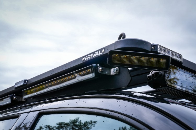 purelux_terrain_black_slim_flood_30w_in_use_hilux.jpg