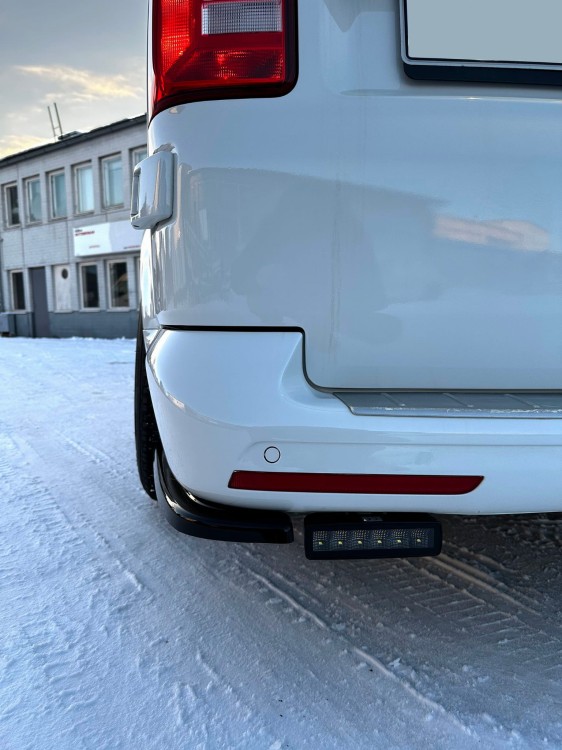 purelux_terrain_black_slim_flood_30w_volkswagen_transporter_3.jpg